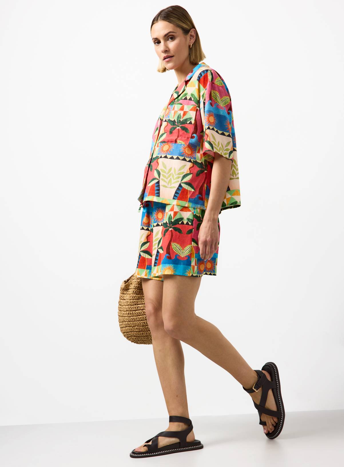 Beach Print Linen Blend Shorts 16 - Image 2
